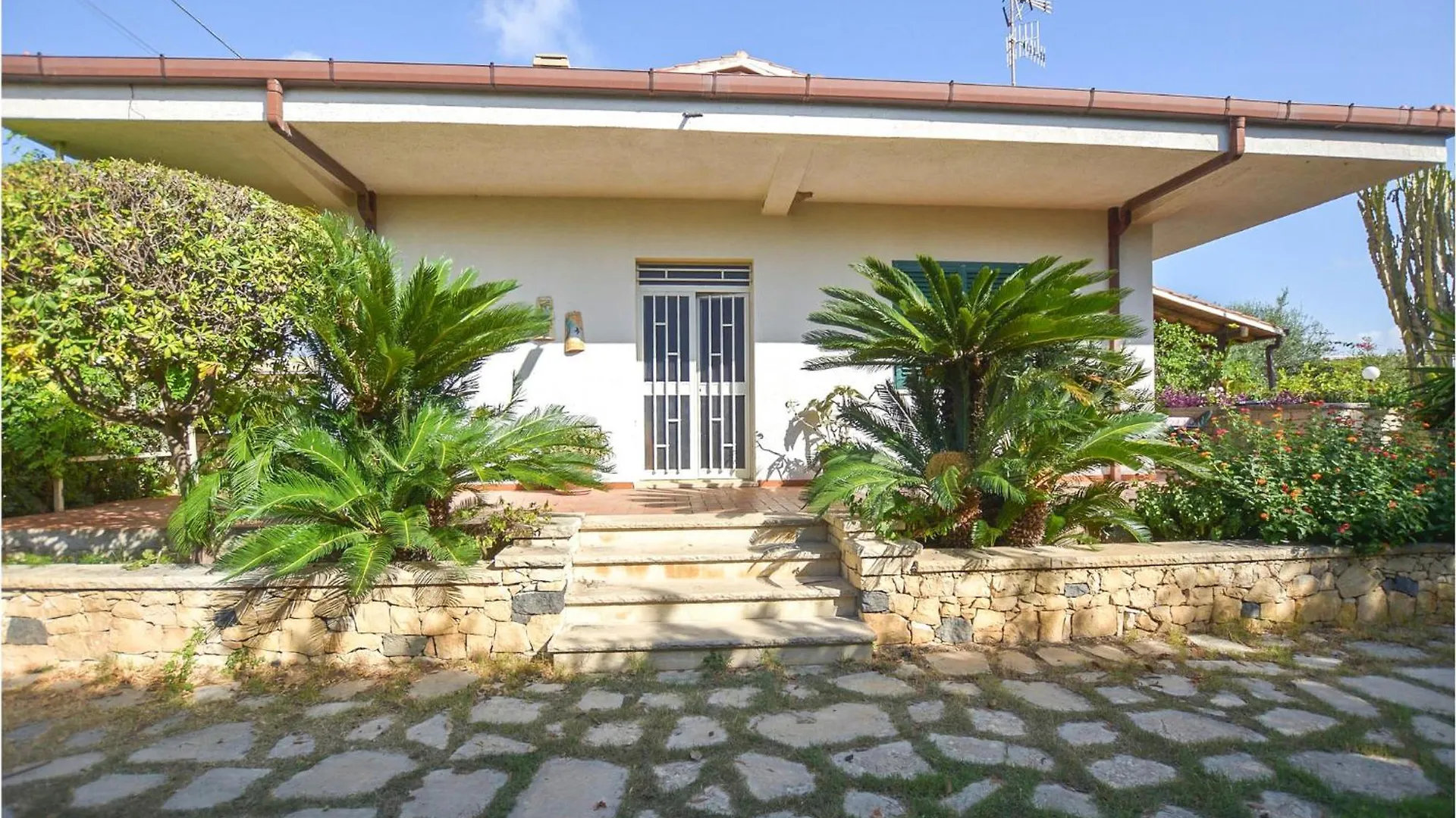4 Bedroom Nice Home In Marina Di Modica Ferienhaus